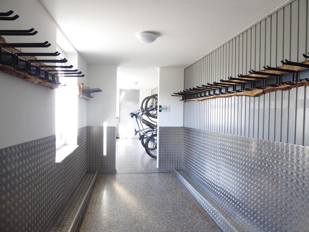 Awayhome Winterberg Ferienwohnung Pool Sauna 5 Pers Wifi Near Bikepark Switch Terrasse ヴィンターベルク エクステリア 写真